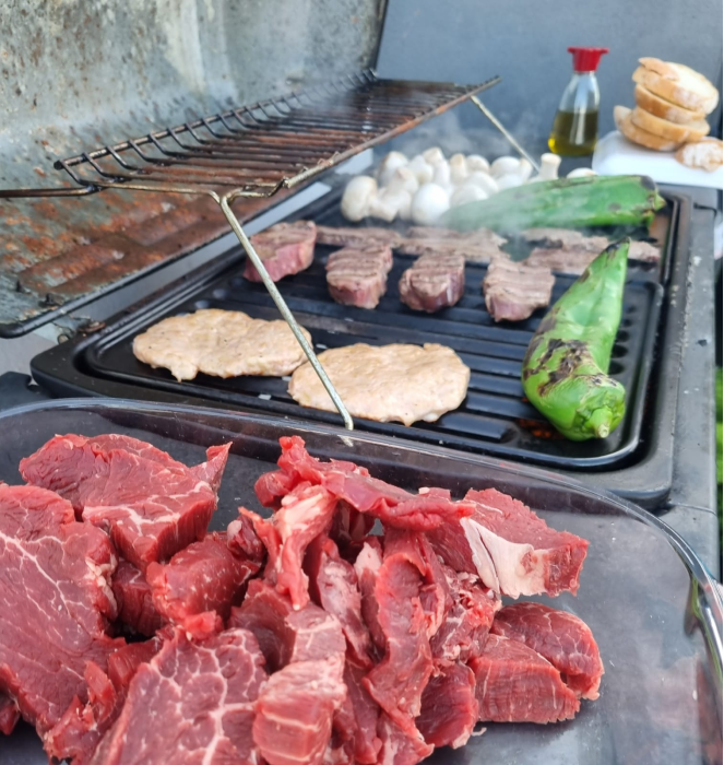 Preparación de producto fresco en ToniPinchos